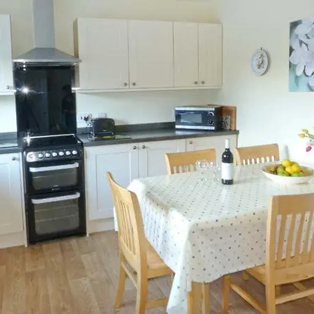 3 Low House Cottages *
